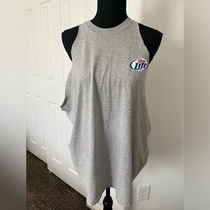 Cut off tank top T-shirt